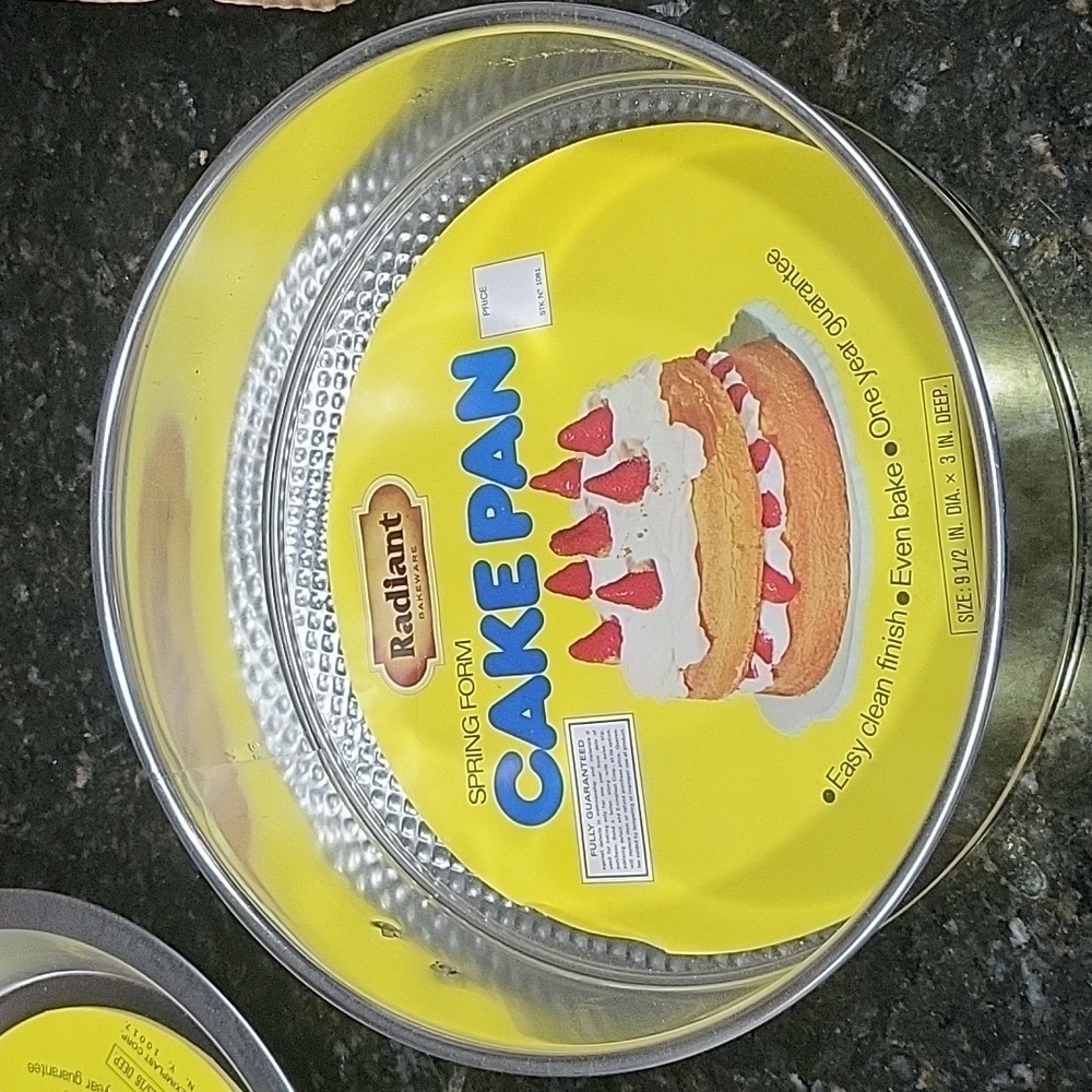 NWT Vintage Radiant Bakeware Spring Form CAKE PAN Kitchenware Brazil